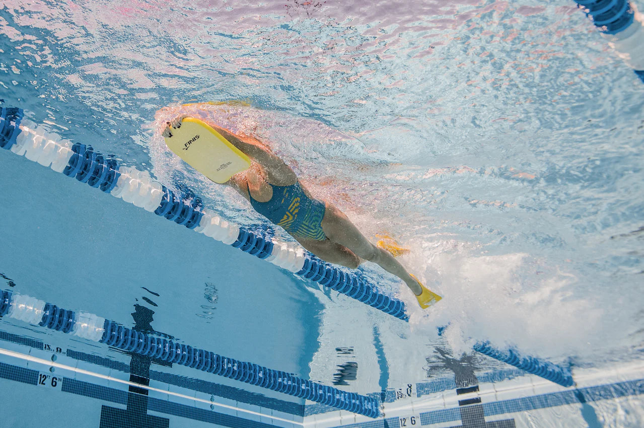 Finis Foam Kick Board Sr. Yellow