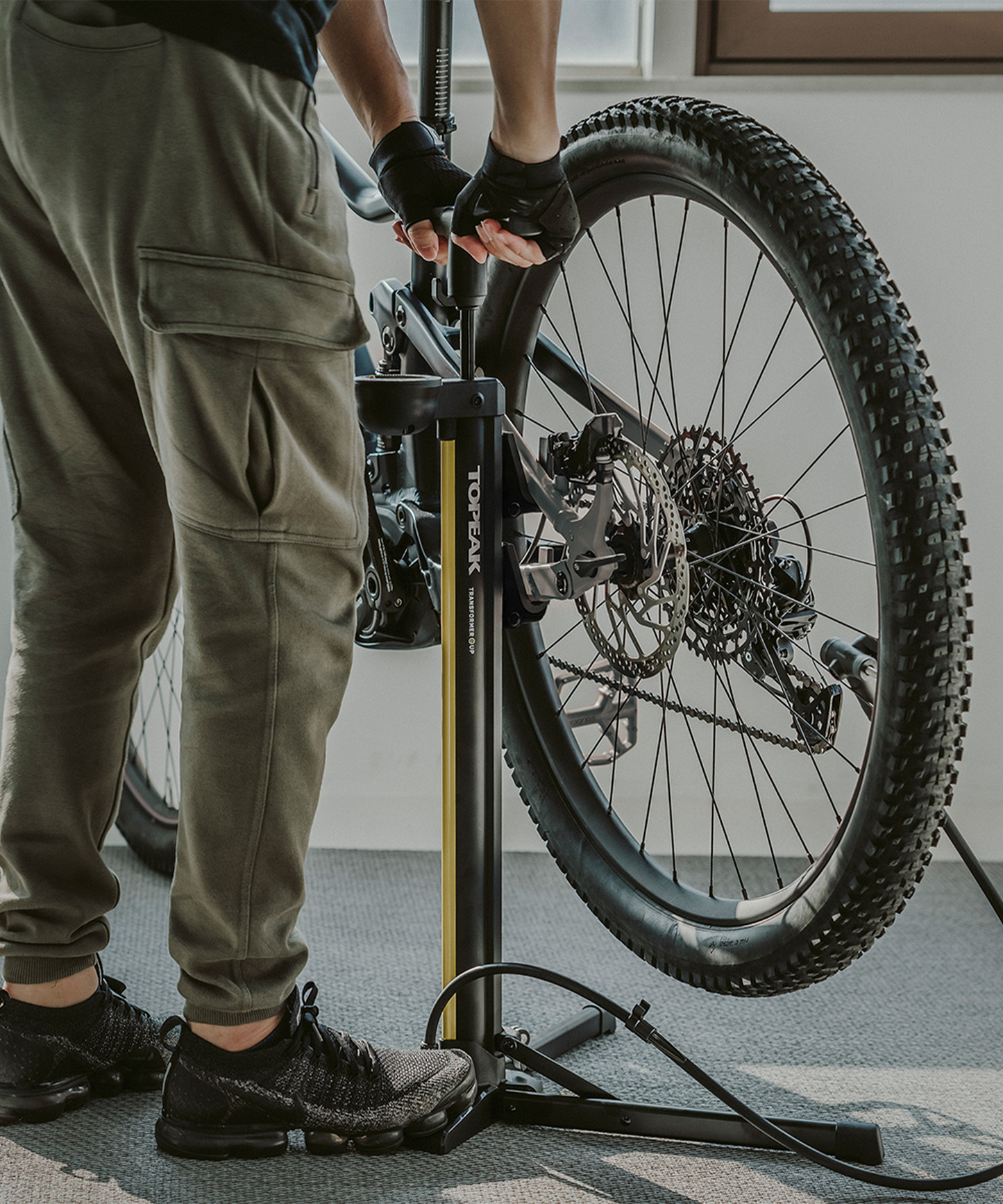 Topeak Transformer eUP Pump w/ Stand