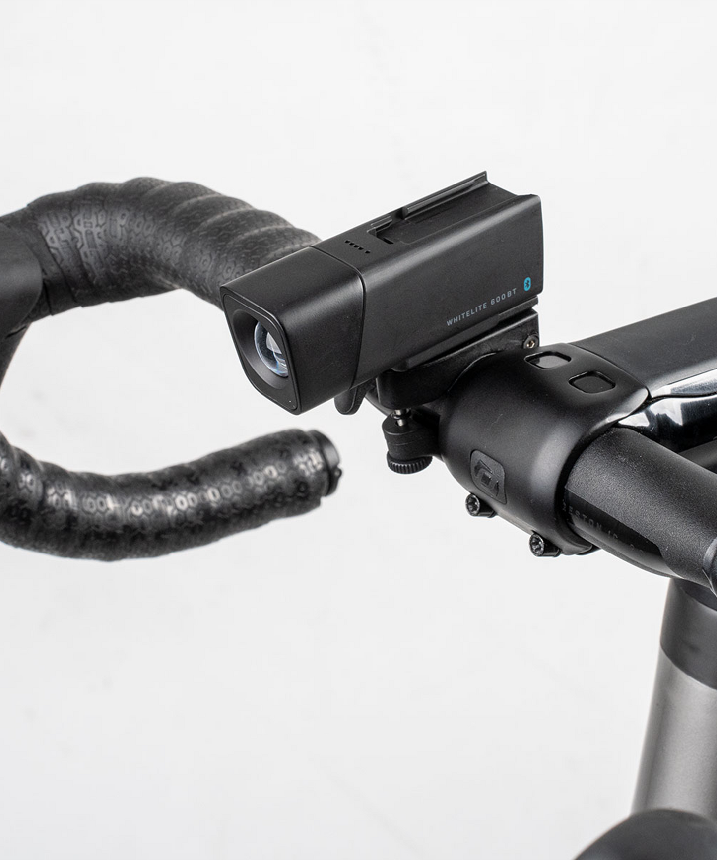 Topeak WhiteLite 600BT، 600 لومن، إضاءة أمامية، أسود